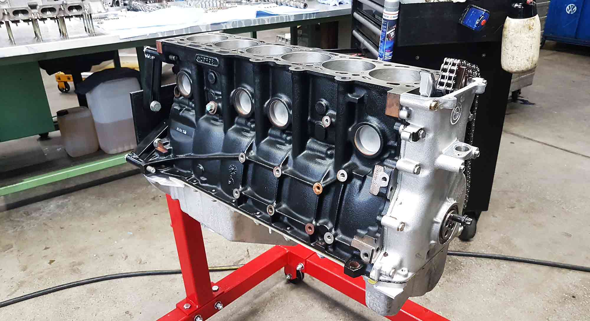Der S50B32 Motor nach dem Ausbau